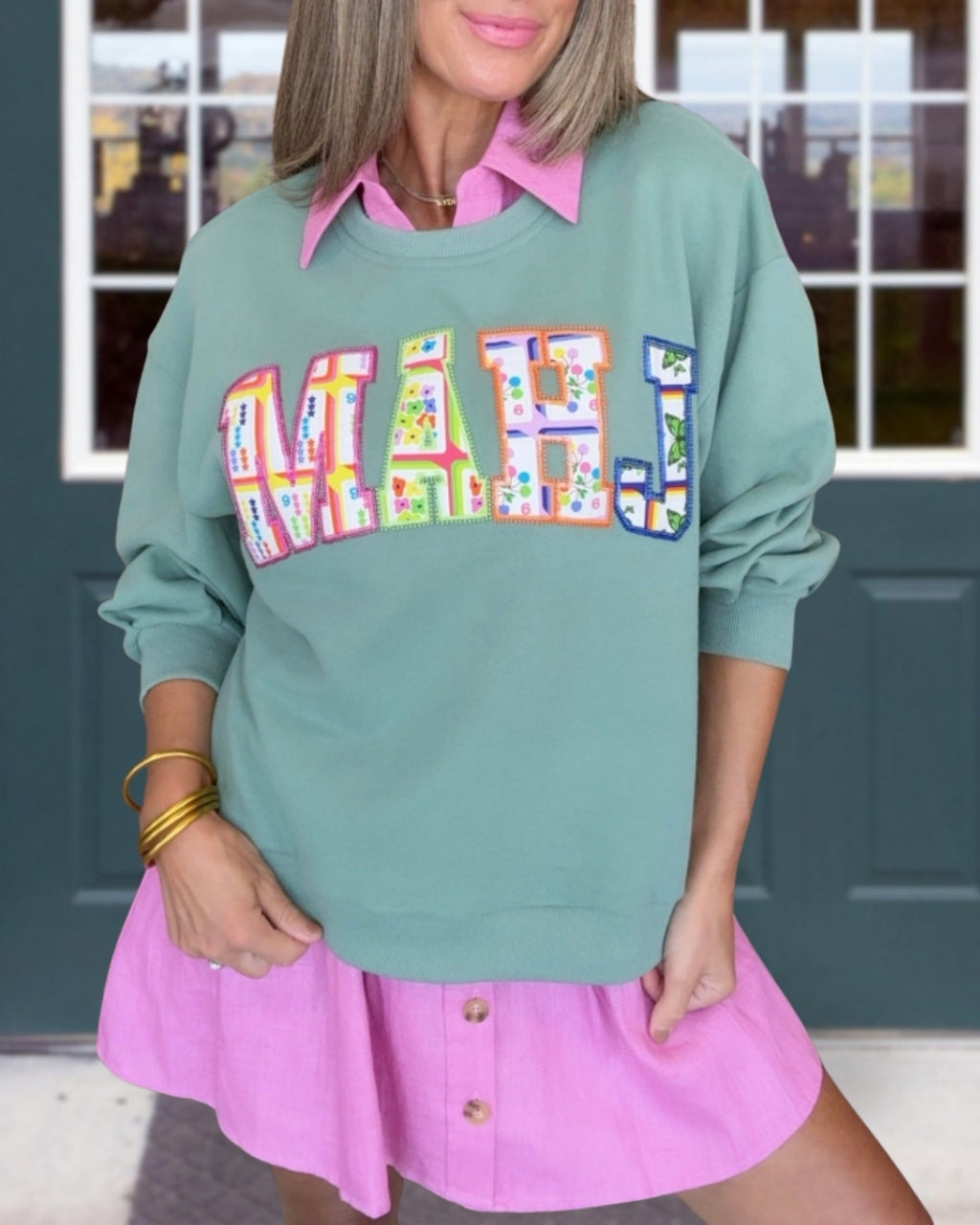 MAHJ Floral Embroidery Sweatshirt