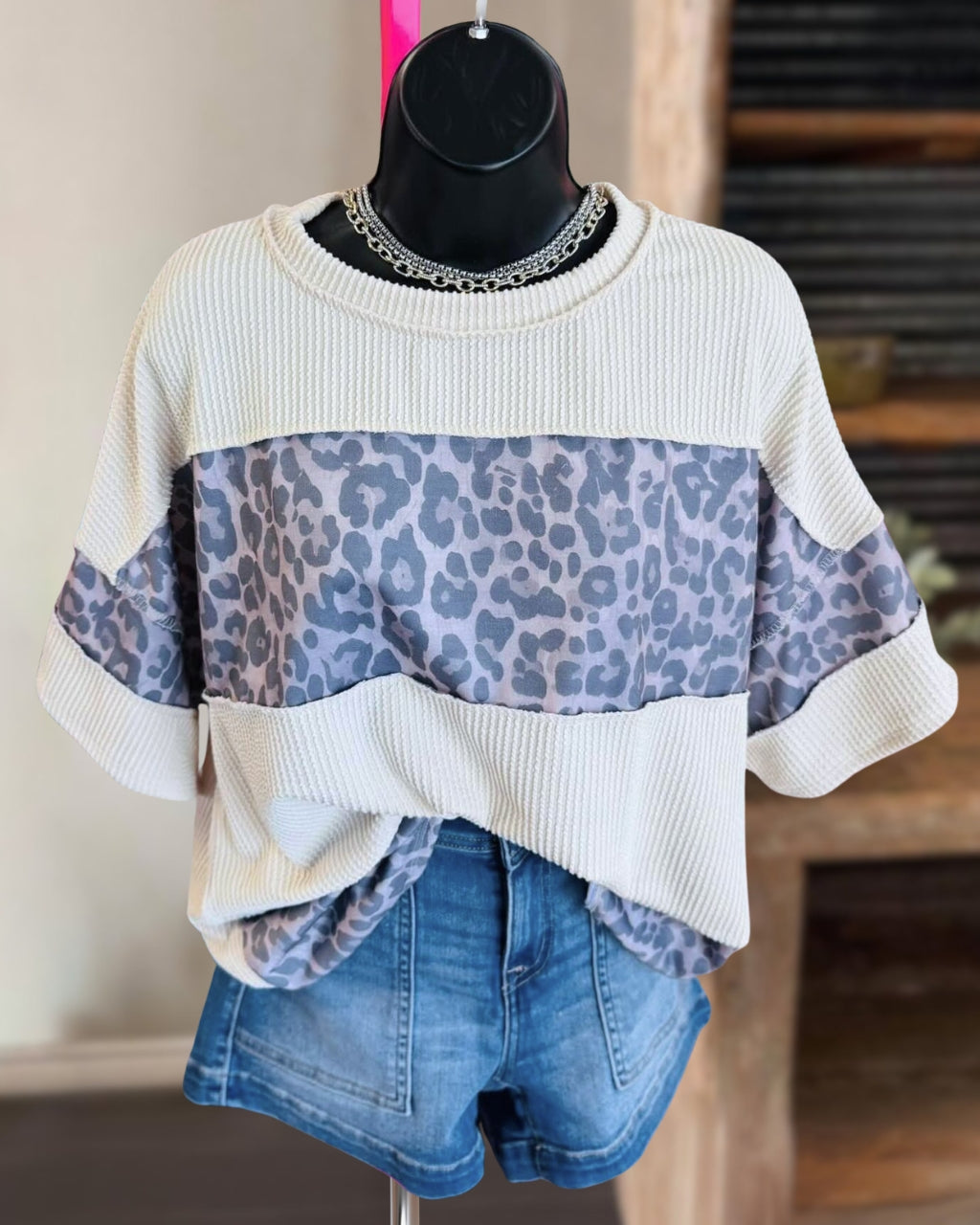 Colorblock Ribbed Leopard Tee