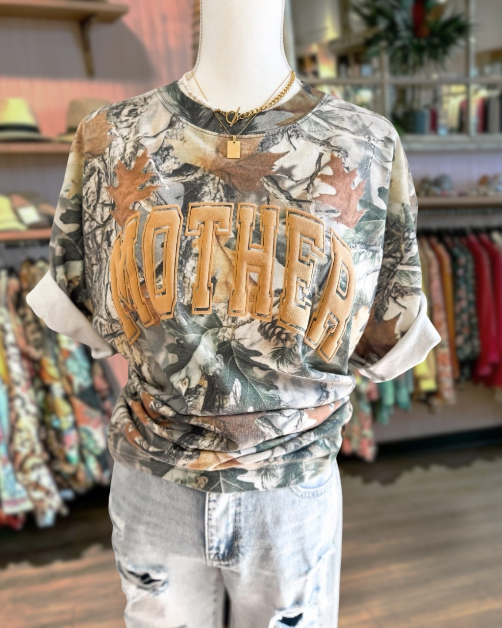 Mother Embroidery Camo Leaf T-shirt