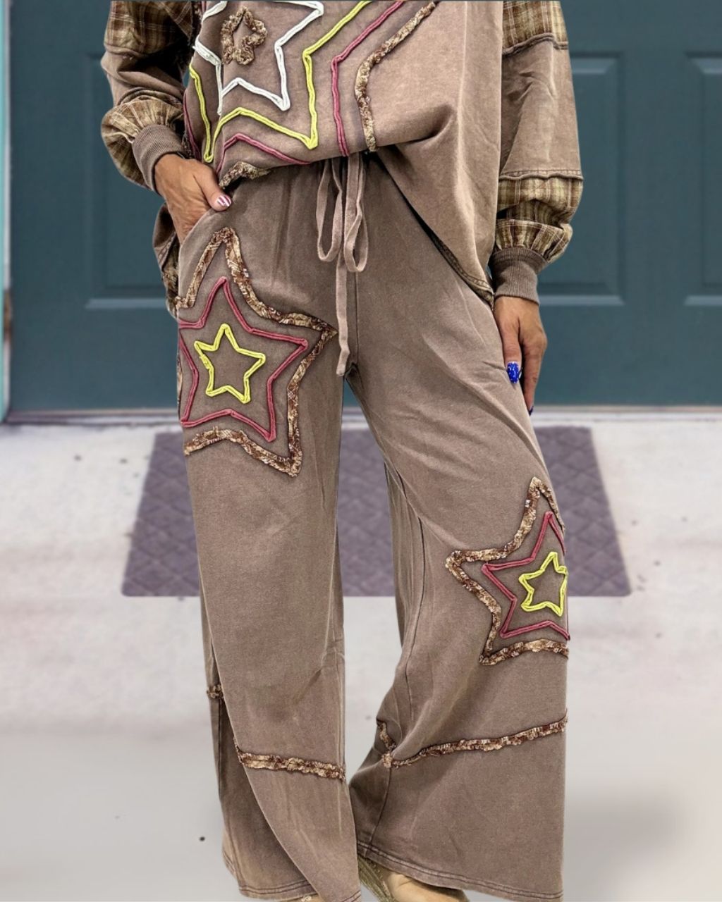 Star Embroidered Washed Pants