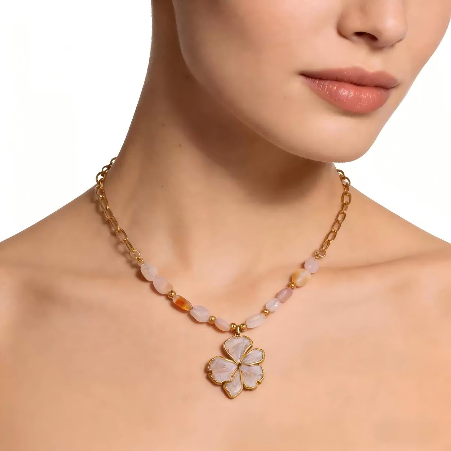Four-leaf Clover Natural Stone Necklace