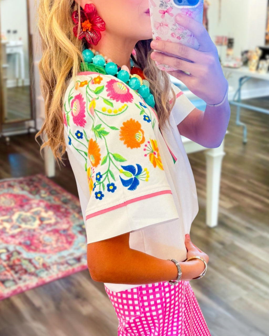 Floral Embroidery V-neck Poplin Top