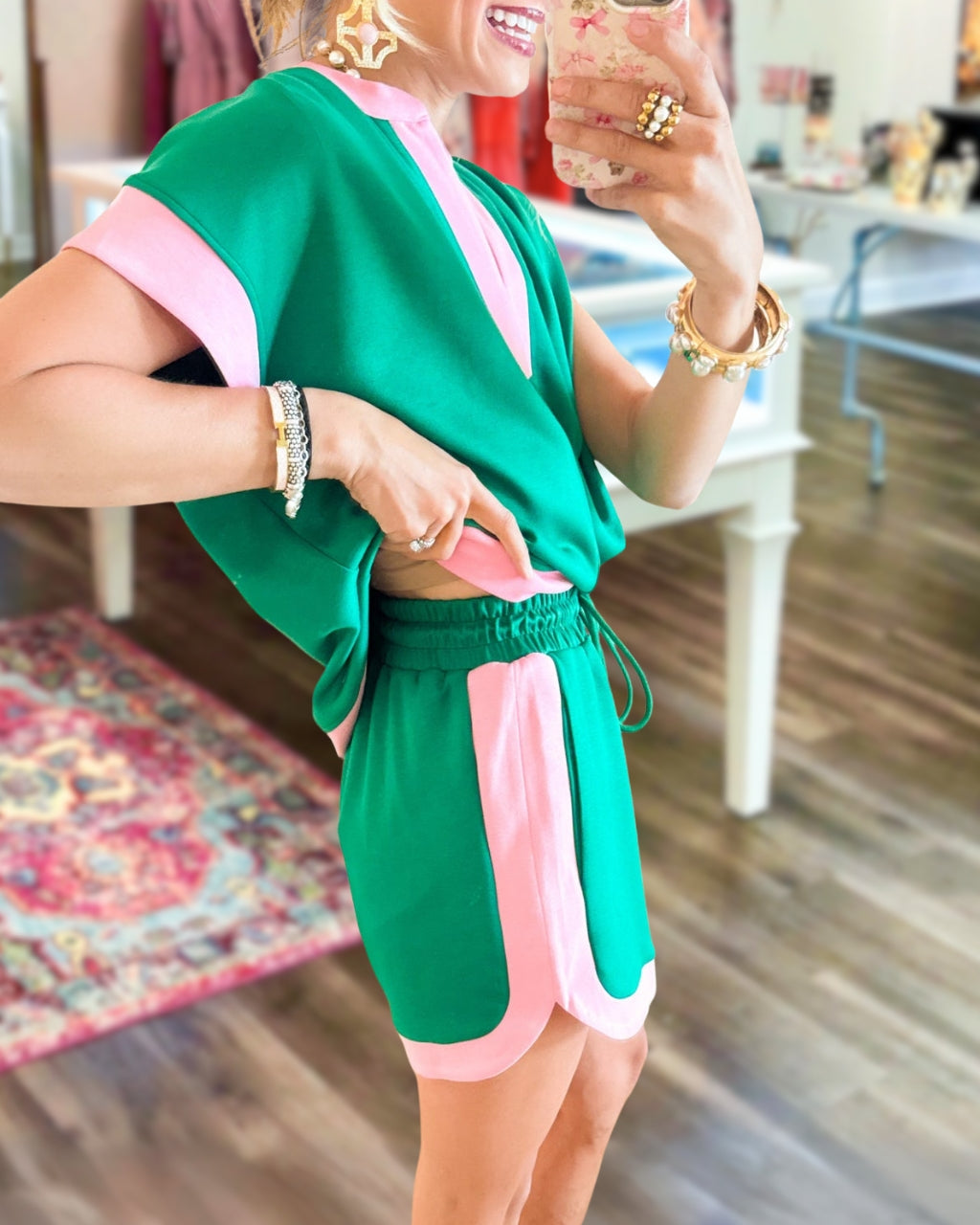 Stylish Contrast Trim Shorts Set