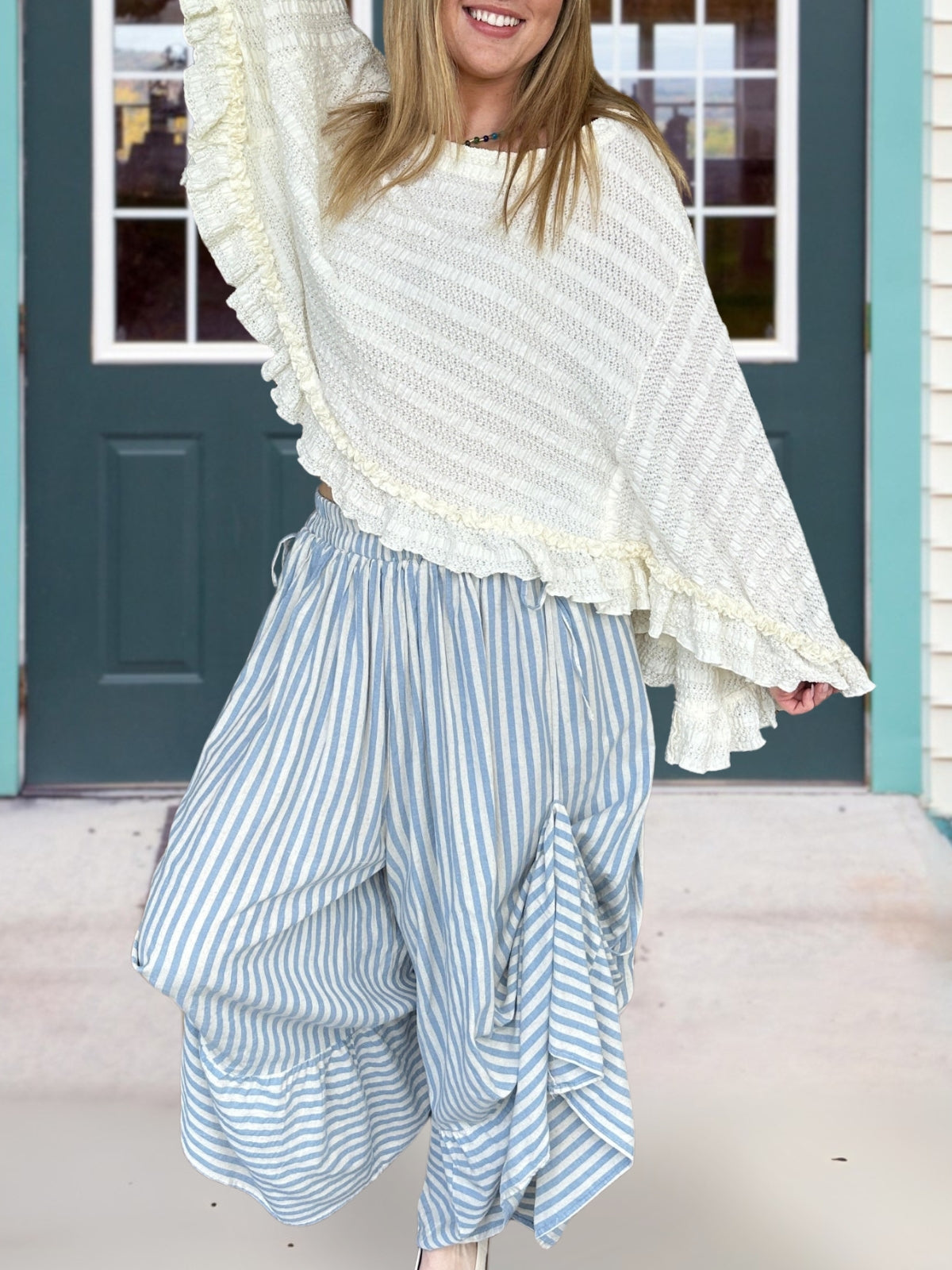 Loose-Fitting Striped Ruffled Pants
