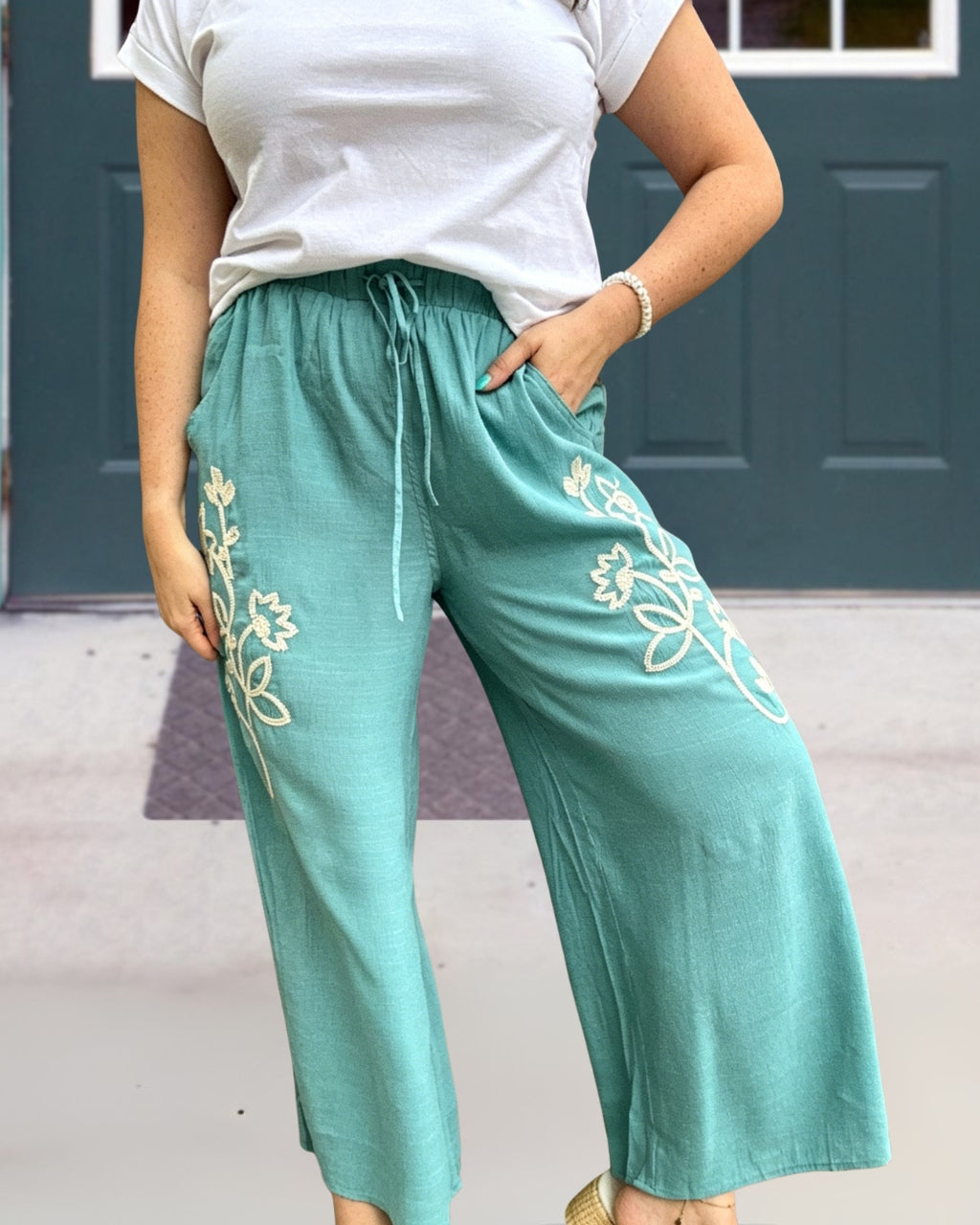 Floral-embroidered Linen Wide-leg Pants