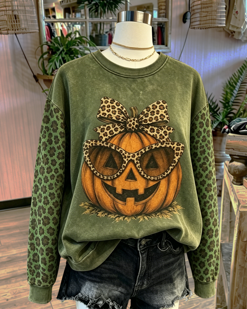 Leopard Print Bow Pumpkin Pullover