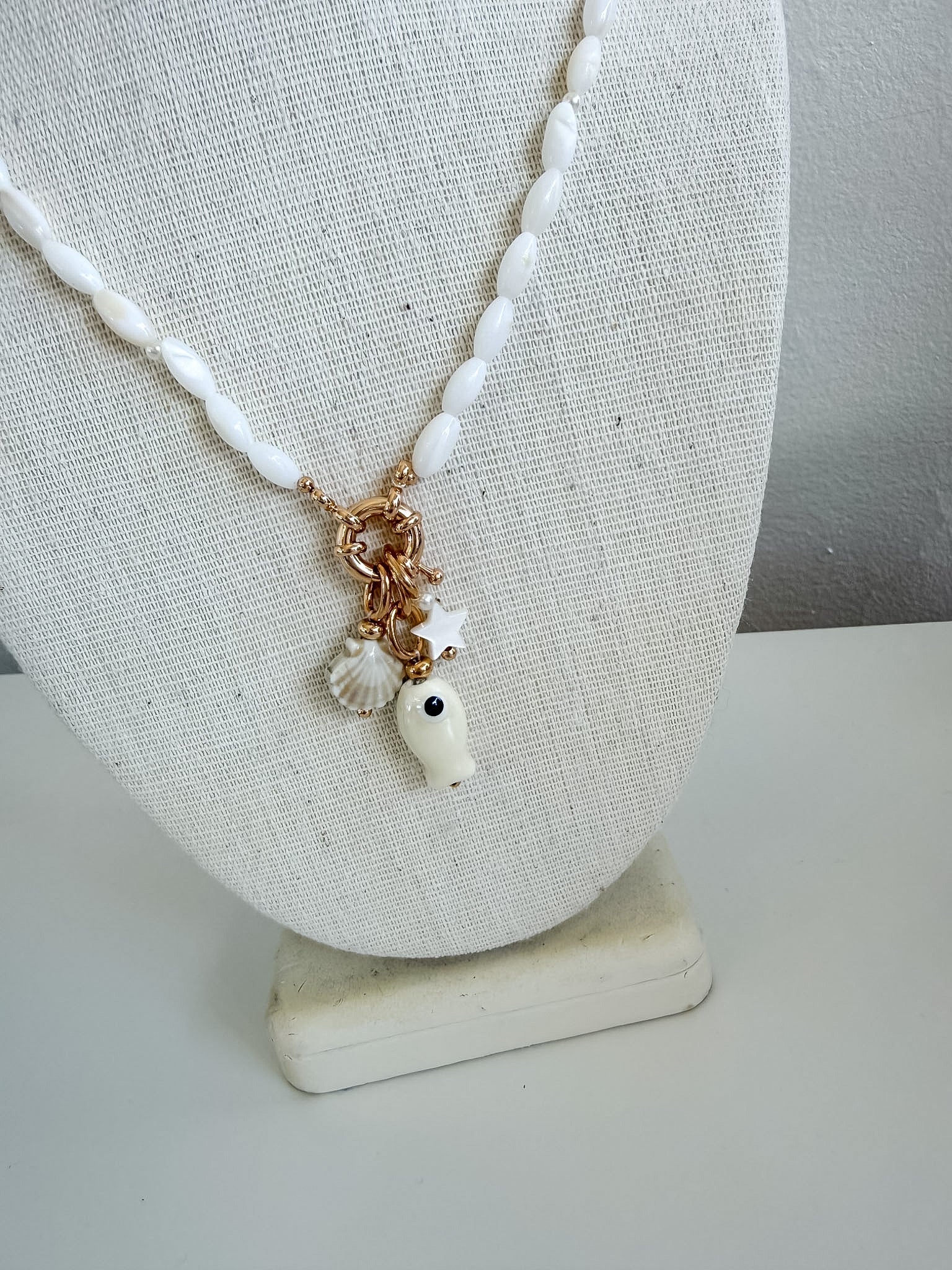 Seaside Vacation Seashell Fish Necklace