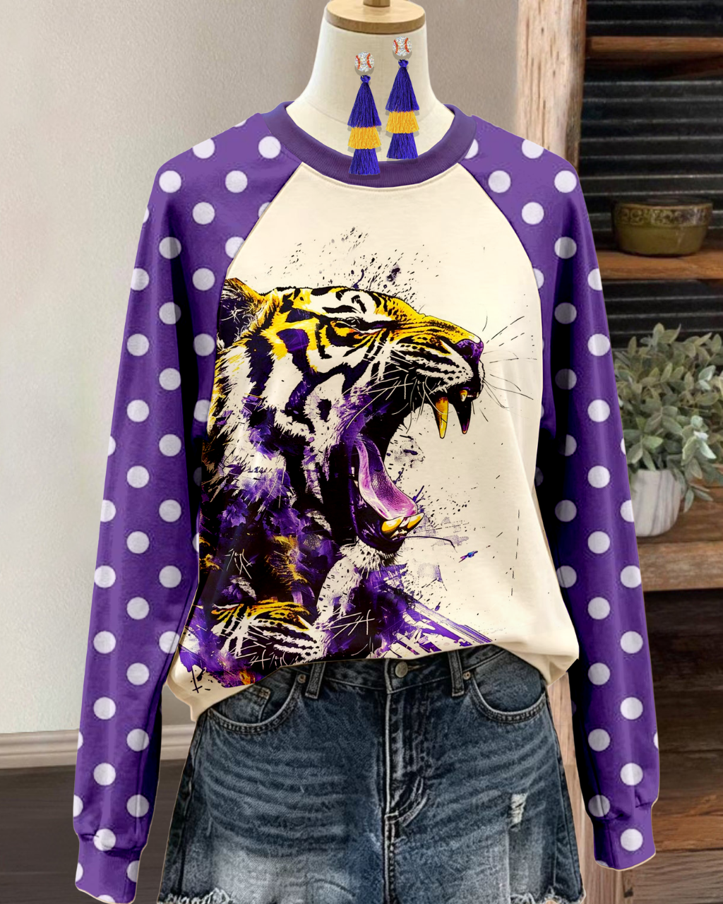 Fierce Tiger Head Polka-dot Sweatshirt