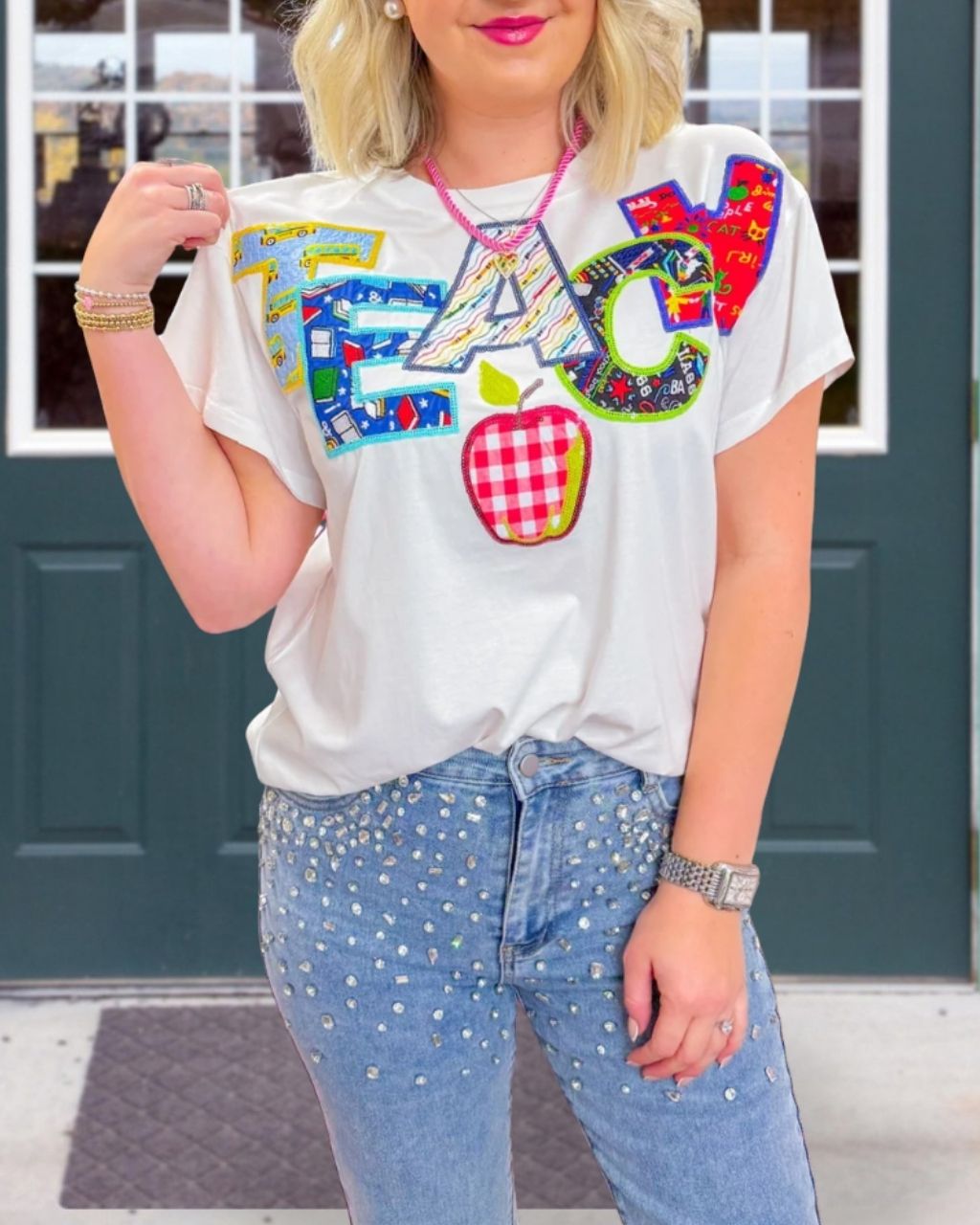 TEACH Apple Pattern T-shirt