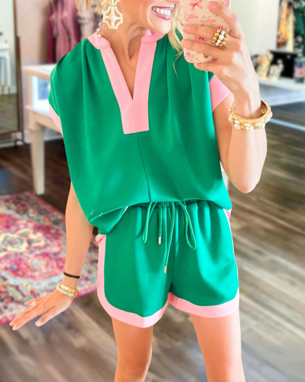 Stylish Contrast Trim Shorts Set