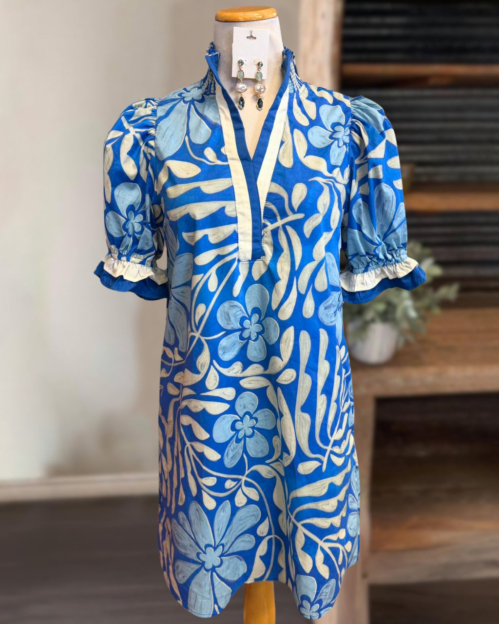 Chic Floral Satin Dress