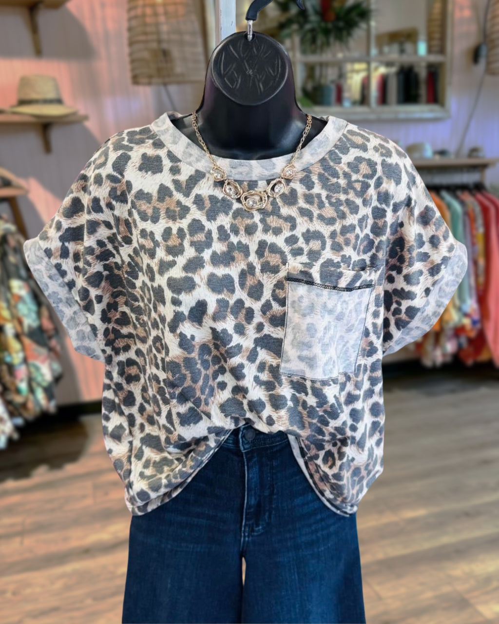 Chic Color-blocked Leopard T-shirt