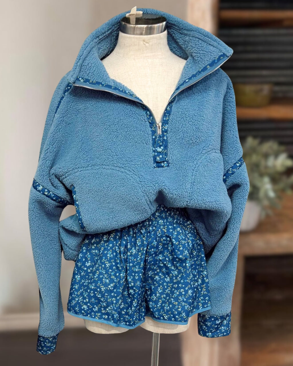 Chic Floral Trim Pullover