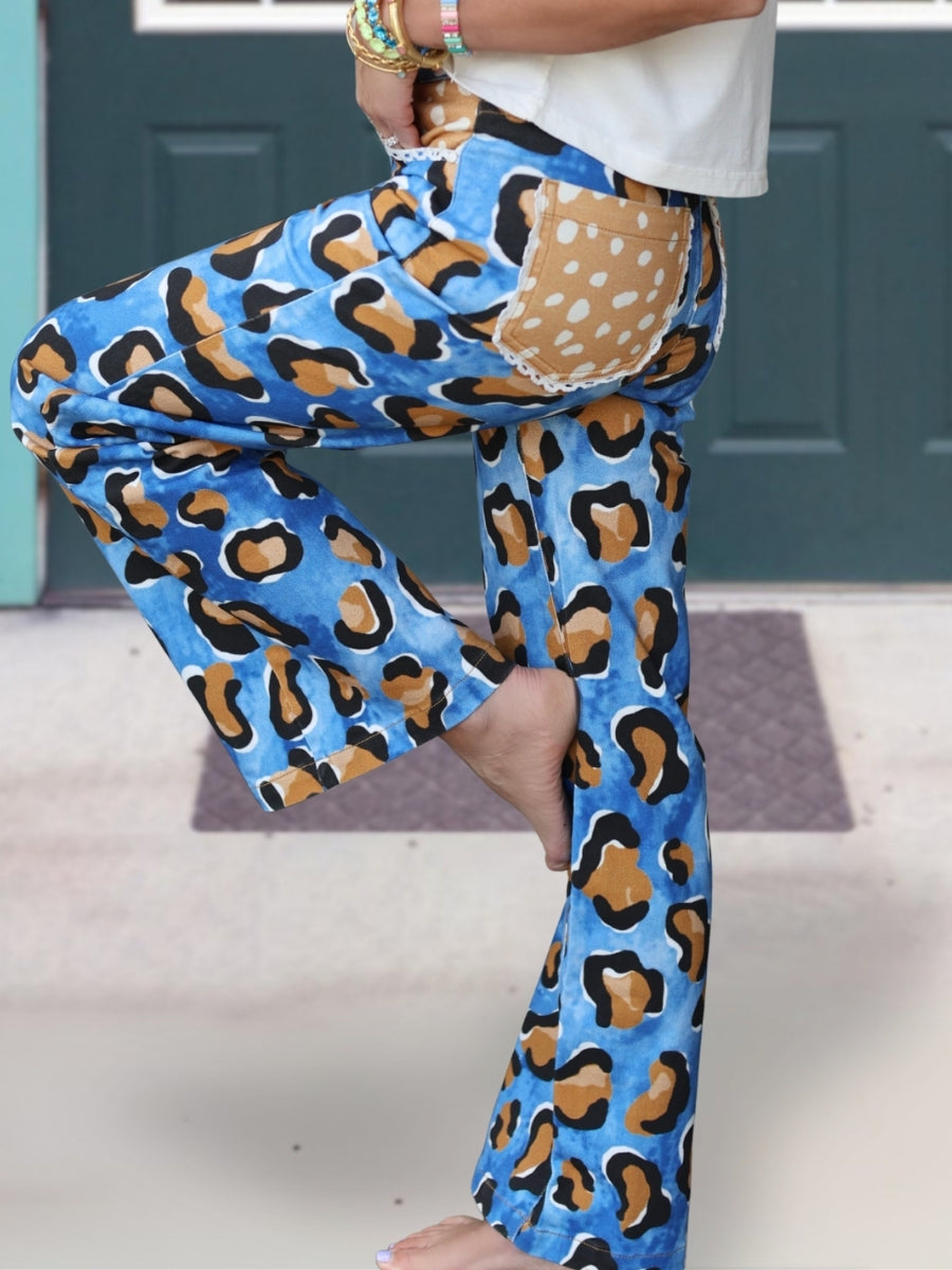 Distinctive Leopard Print Pants