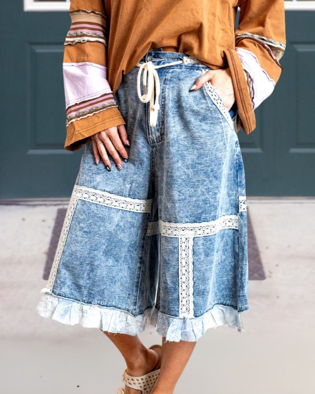 Denim Lace-Panel Cropped Wide-Leg Pants