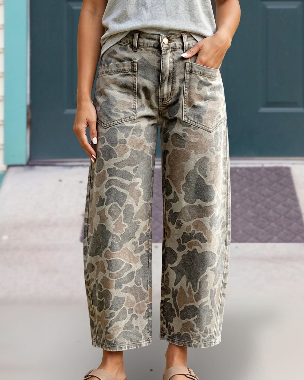 Cropped Camouflage Casual Jeans
