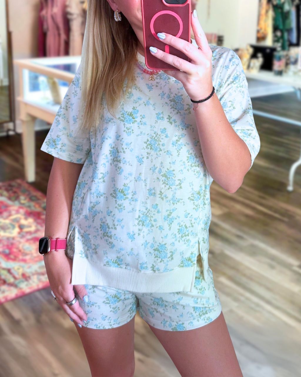 Fresh Stylish Floral Shorts Set