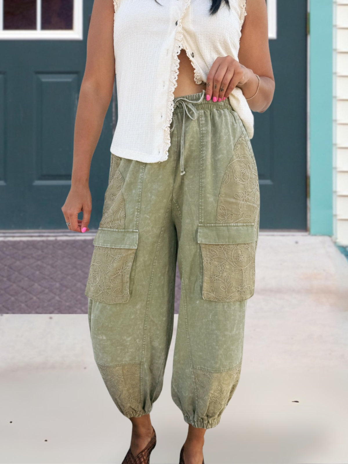 Flower Embroidery Patchwork Pants