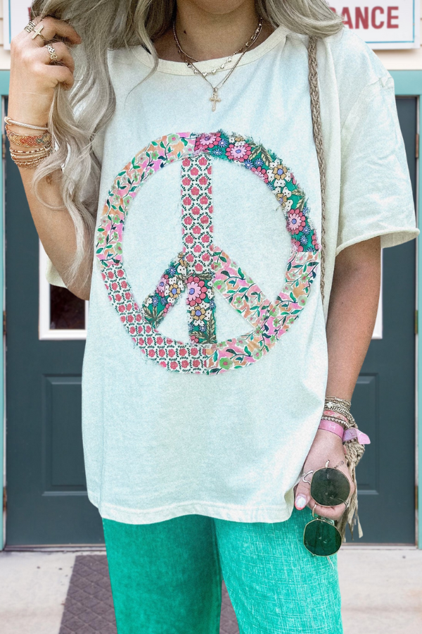 Wreath Peace Tee