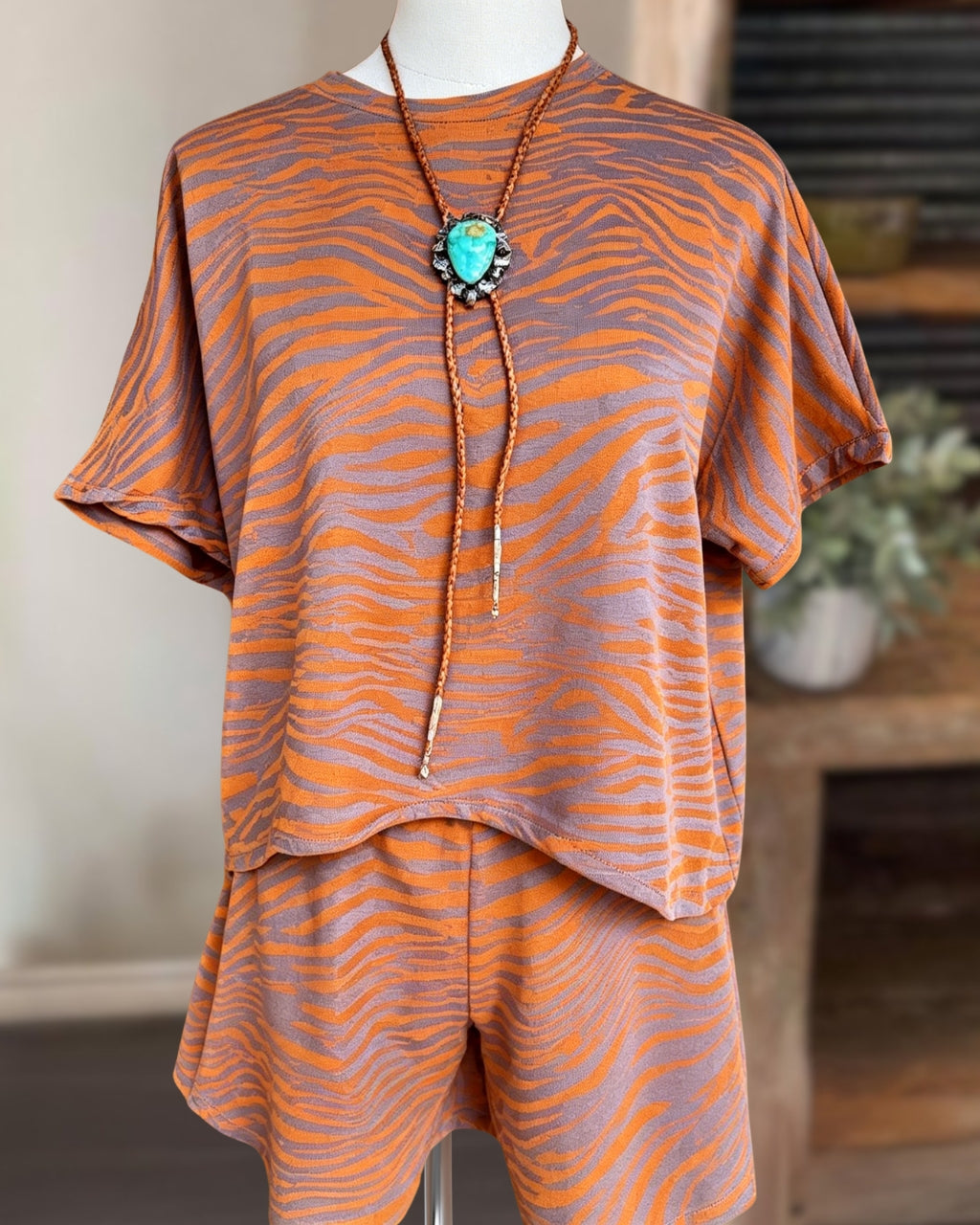 Trendy Tiger Print Shorts Set