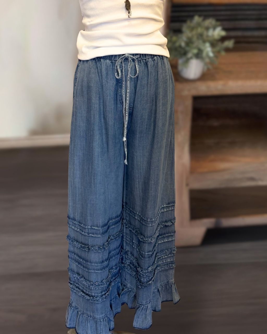 Ruffled Wide-Leg Denim Pants