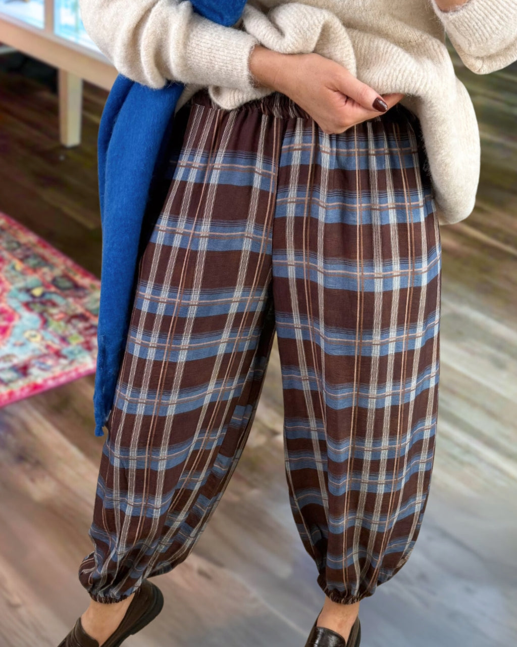 Fun Checked Cuffed Pants