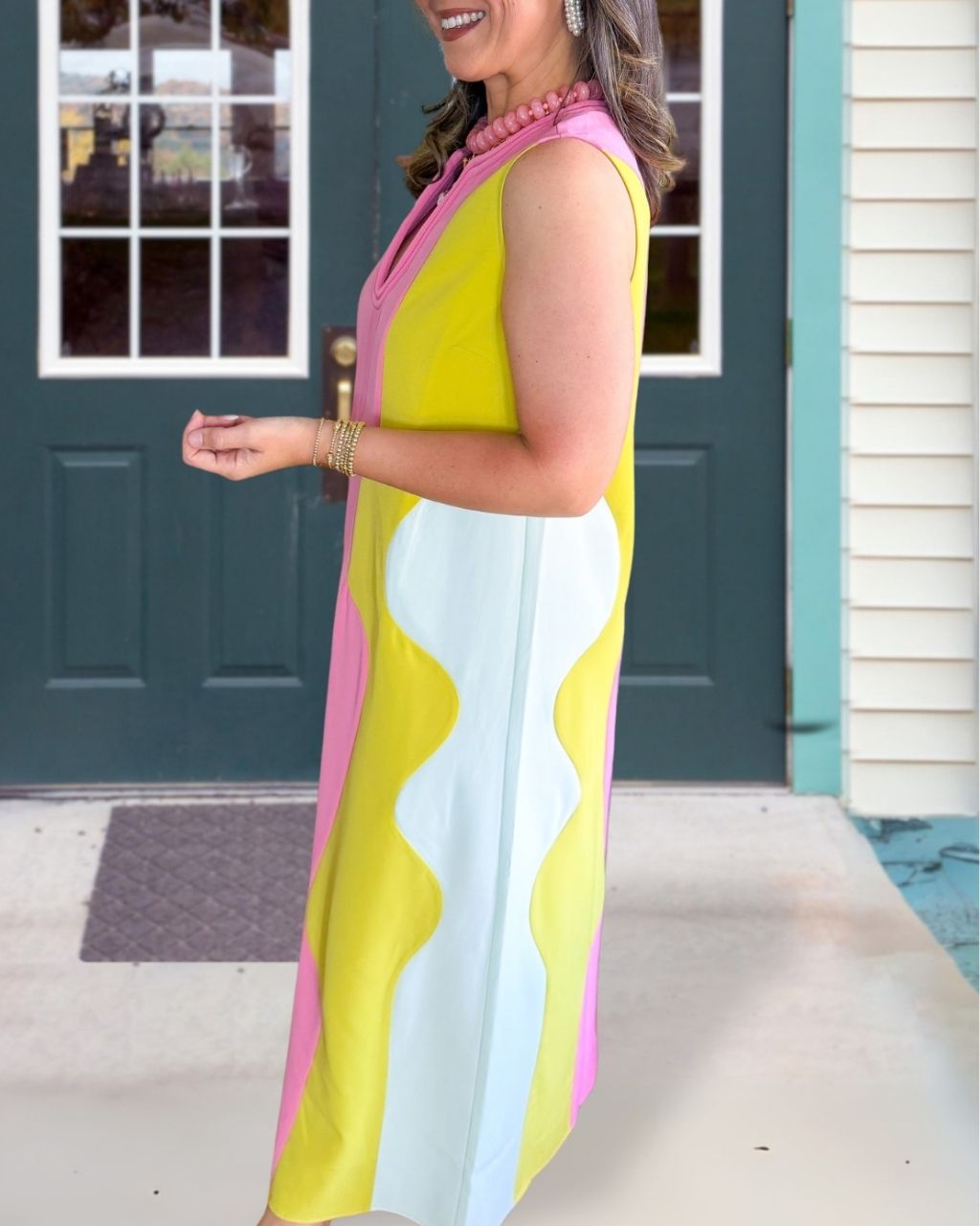 Chic Contrast Sleeveless Maxi Dress