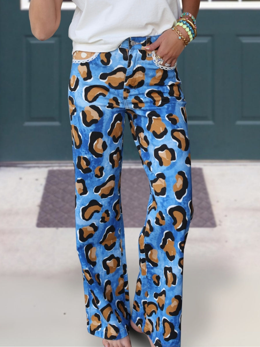 Distinctive Leopard Print Pants