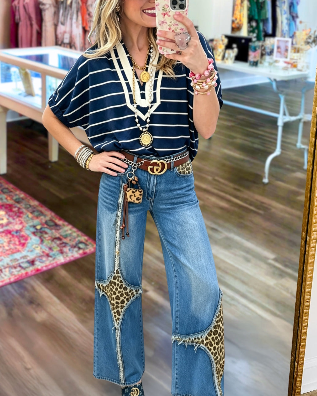 Frayed Hem Leopard Patch Jeans