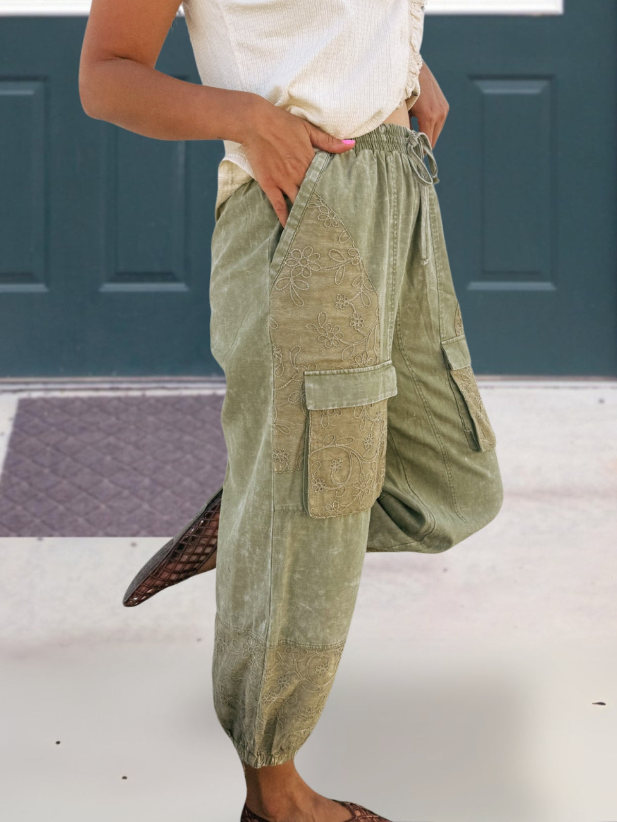 Flower Embroidery Patchwork Pants