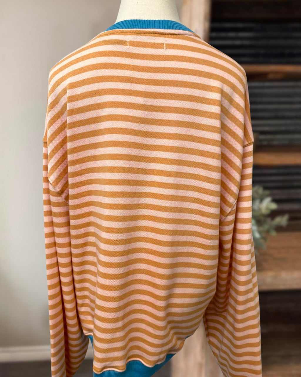 Contrast Color Striped Sweatshirt