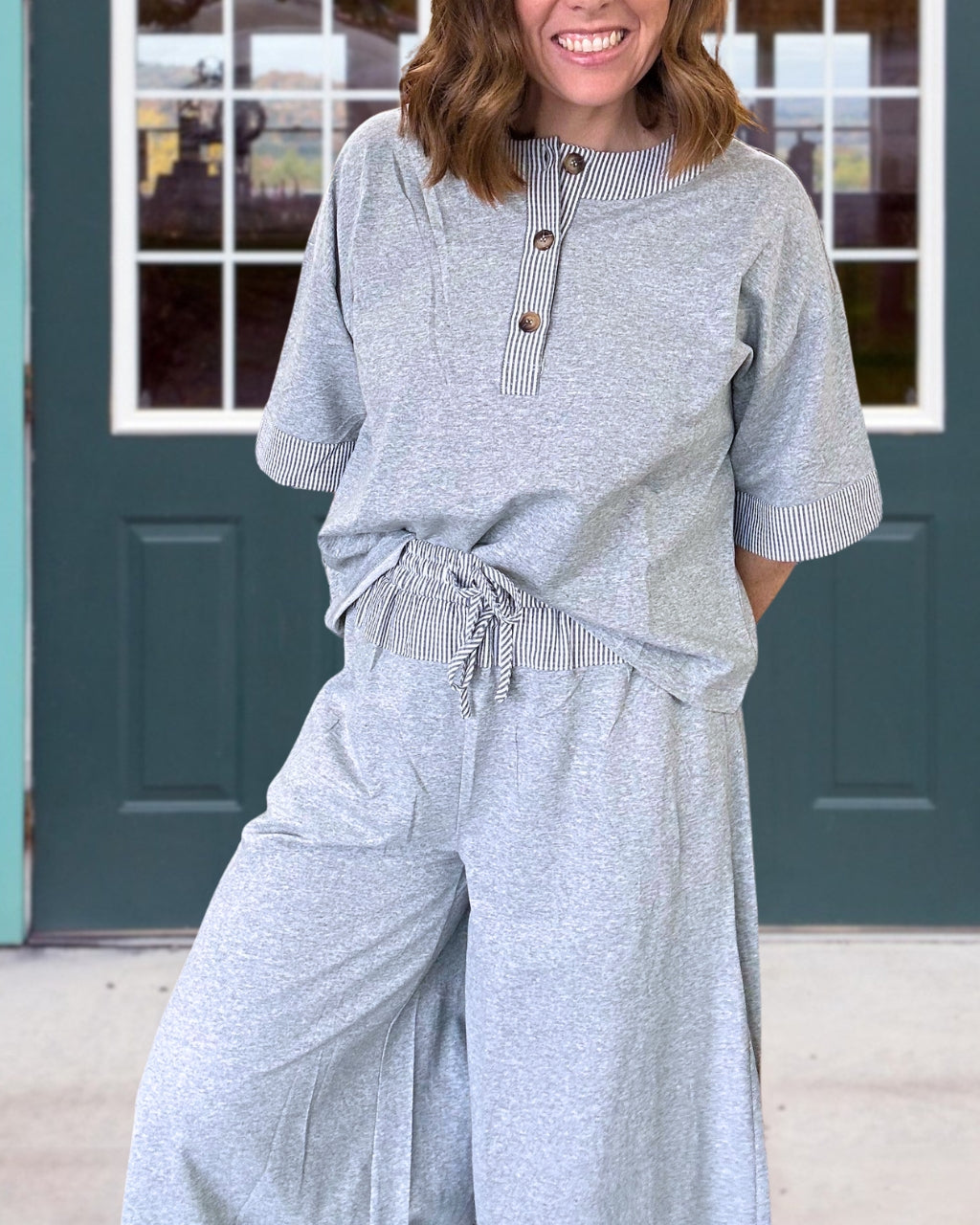 Chic Striped Wide-leg Set