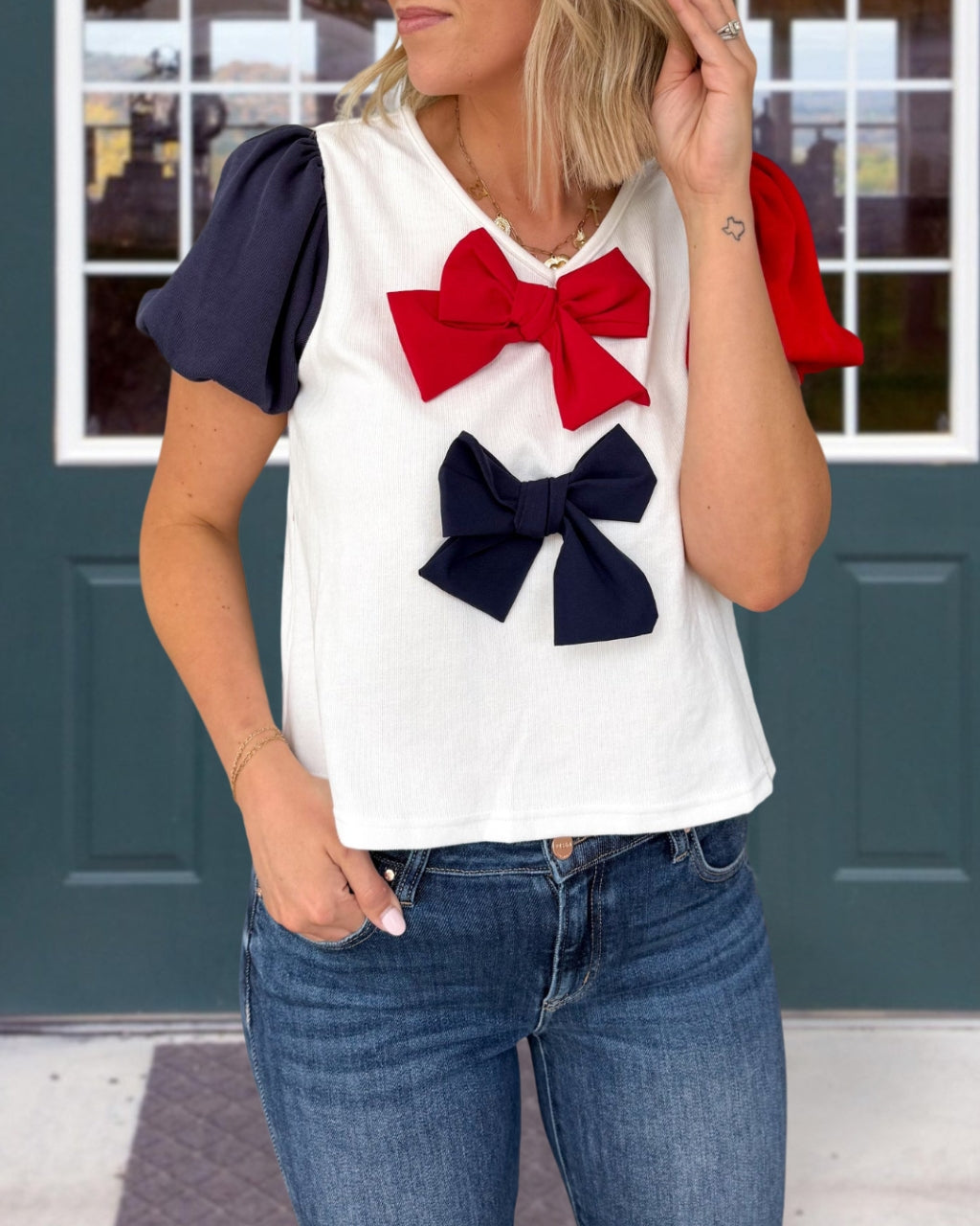 USA Bow V-neck Top