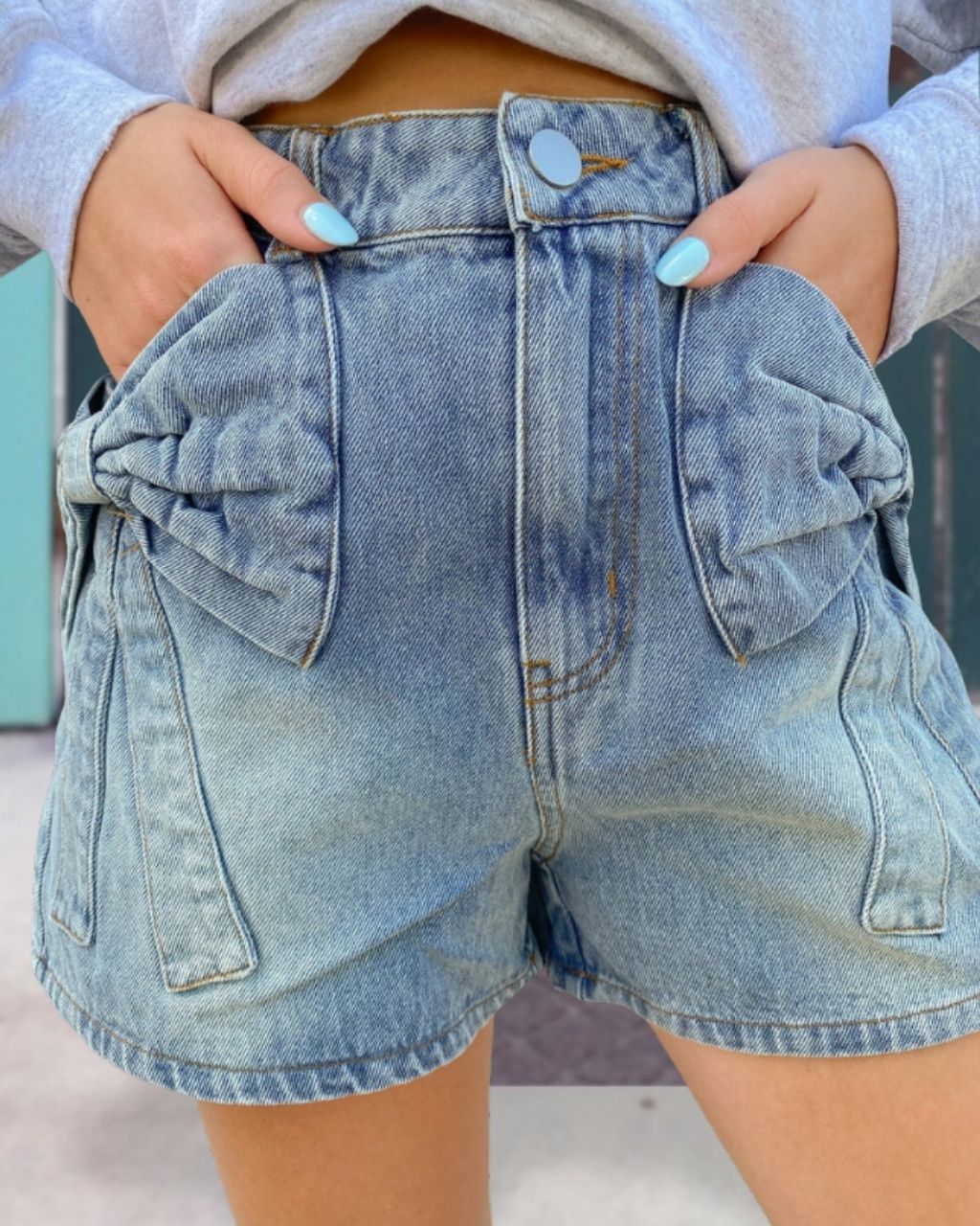 Bow Pockets Denim Shorts