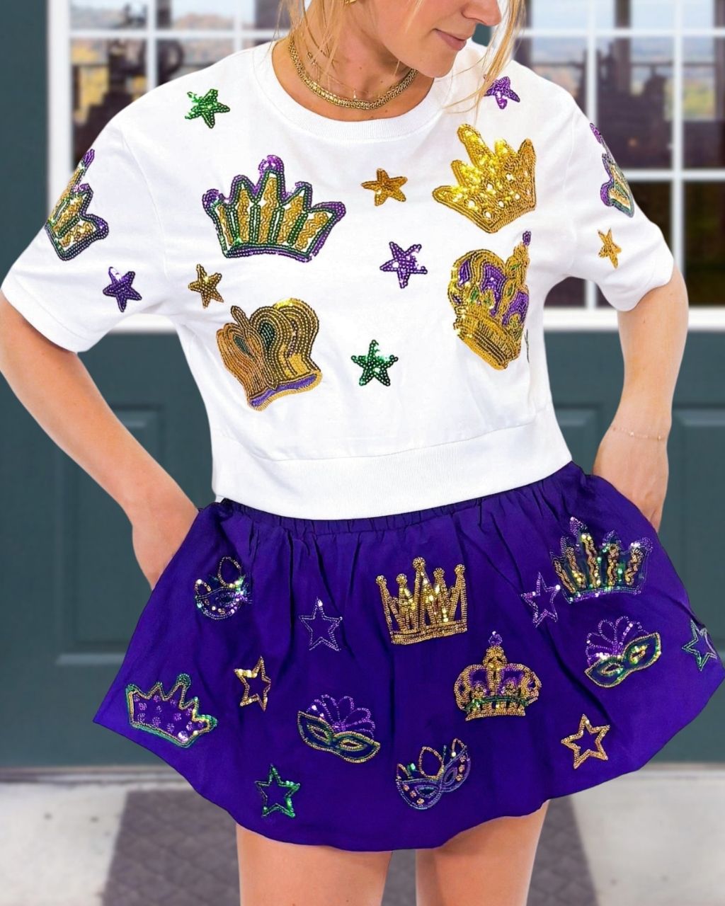 Carnival Crown Star Sequin Cropped T-shirt