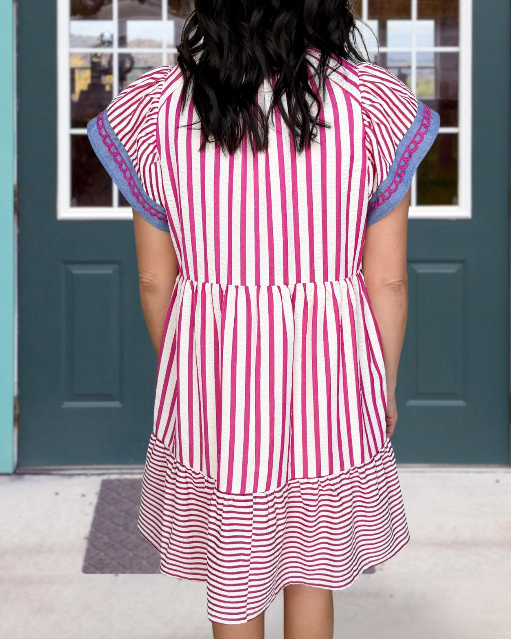 Chic Striped Contrast Dress