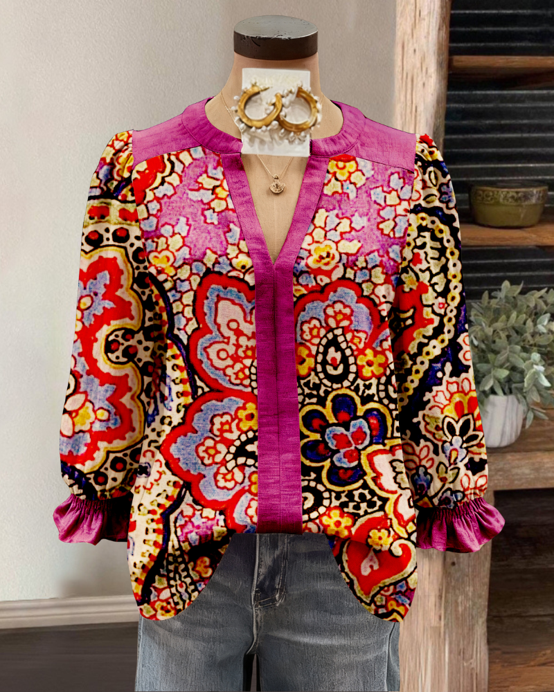 Trendy Floral V-Neck Top