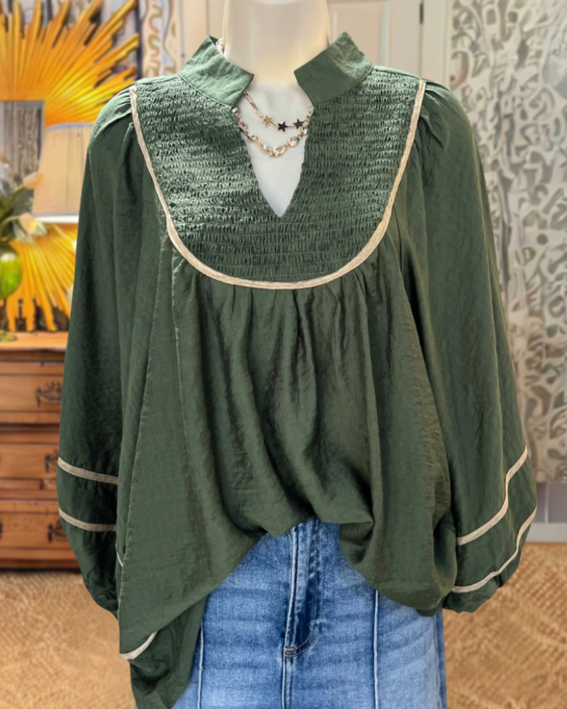 Casual Pleated V-neck Top