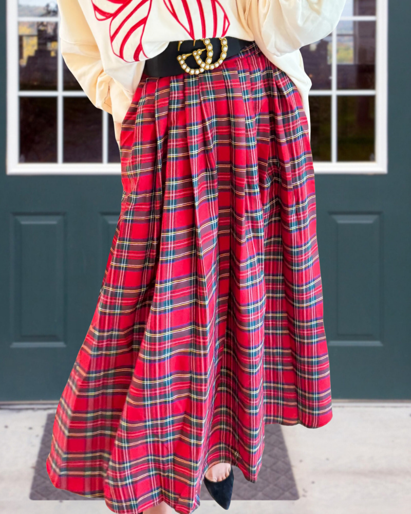 Chic Tartan Pleated Maxi Dress