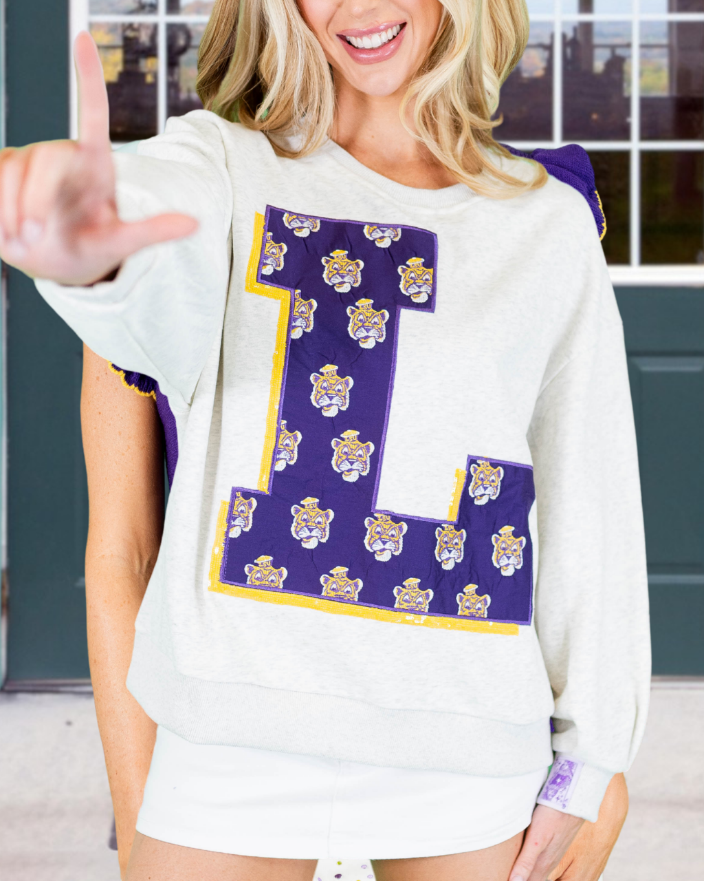 Tiger Sequined L-print Sweatshirt