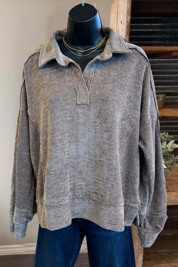 Washed Half-open Collar Pullover