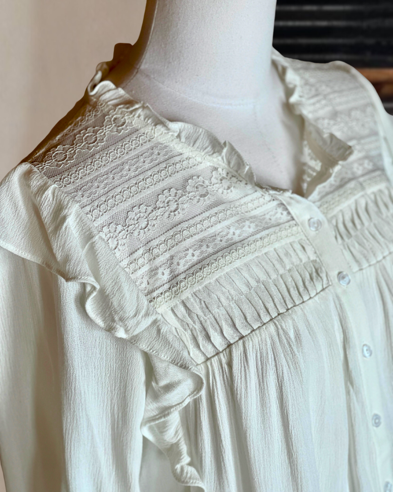 Pintuck Lace Mixed Blouse