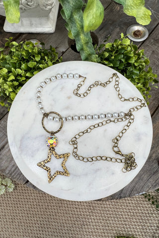 Chic Star Pearl Necklace